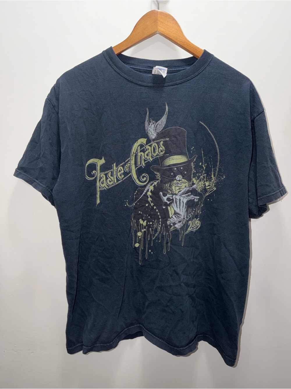 Y2K "Taste of Chaos" Graphic Tee - Black Size L 27.5x24